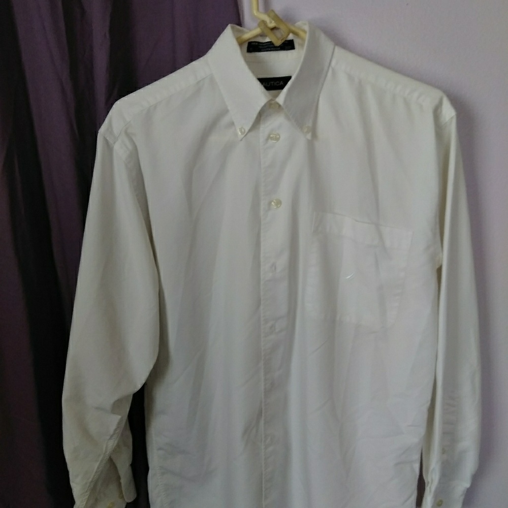 Nautica long sleeve button up shirt